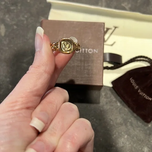 ✨ Louis Vuitton ID Chain Ring - Picture 10 of 10